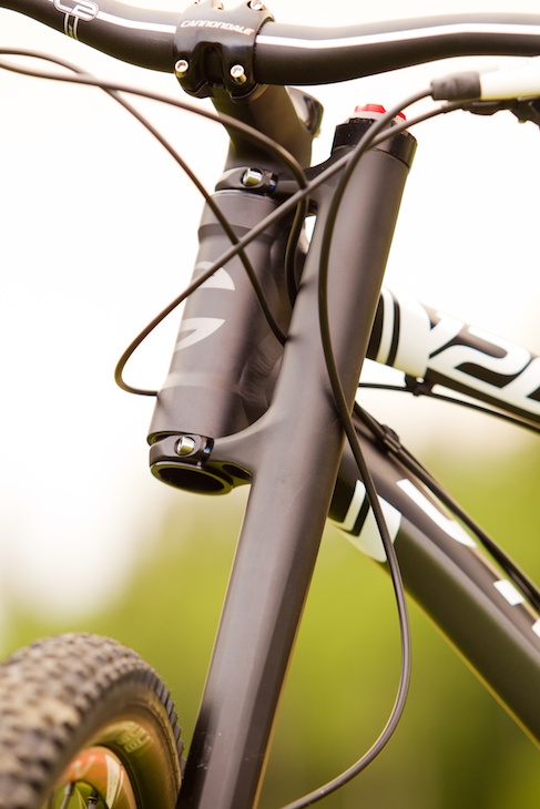 新作トレイルMTB『トリガー』のデビュー/片持ちサス=レフティが進化
